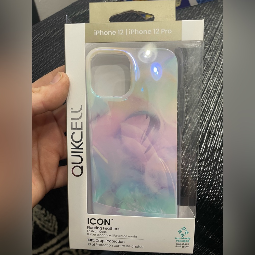 Quikcell Icon Floating Feathers IPhone 12/12 Pro Phone Case NIB